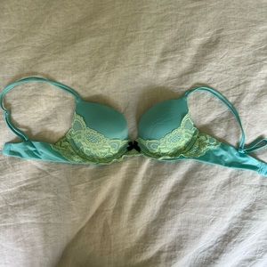 Victoria’s Secret bra